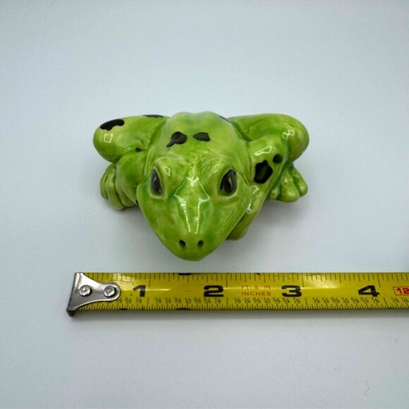 VTG Porcelain Green Frog Figurine SHELF SITTER 3.25"X3.25" Garden Animal Decor - Picture 10 of 14
